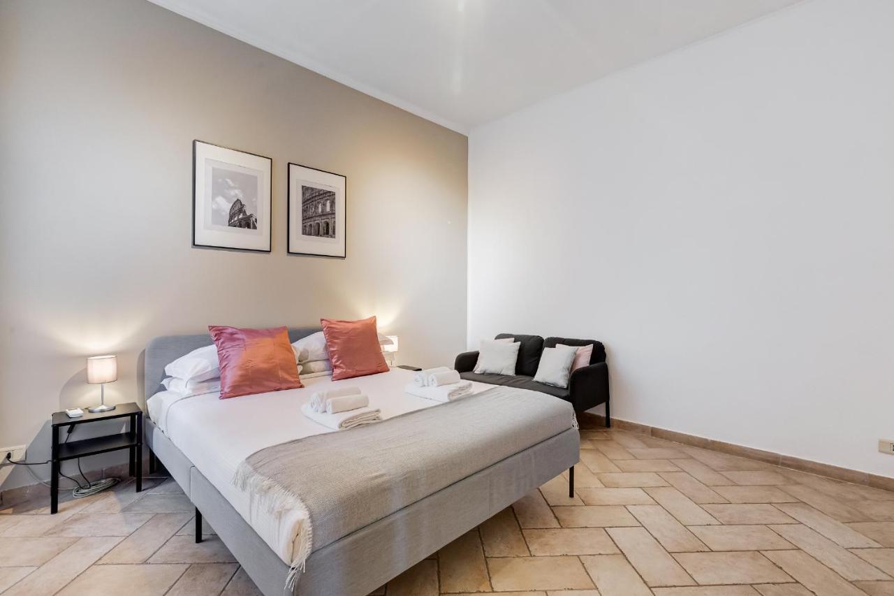 Pantheon Boutique Apartment "La Dolce Vita" Rome Exterior photo